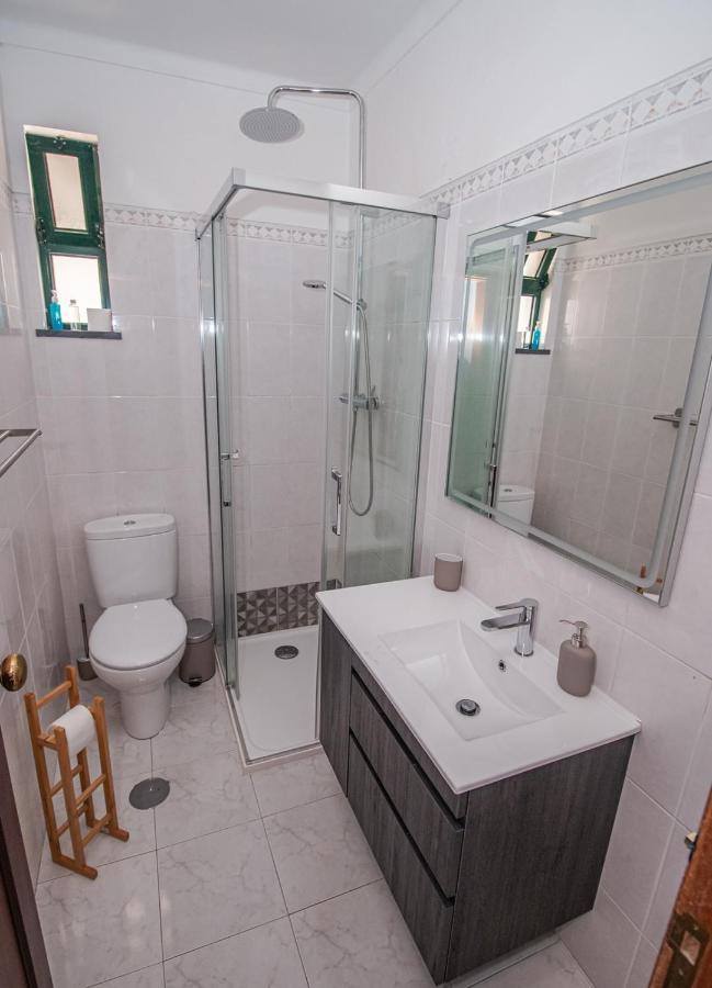 Charming Private Rooms In An Apartment A1 Penha - Faro Exterior photo