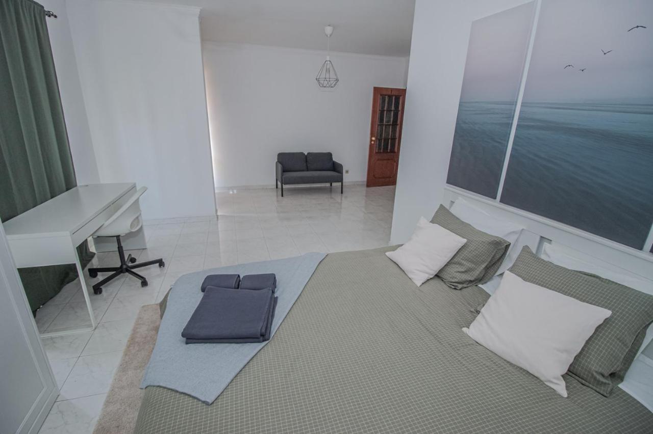 Charming Private Rooms In An Apartment A1 Penha - Faro Exterior photo